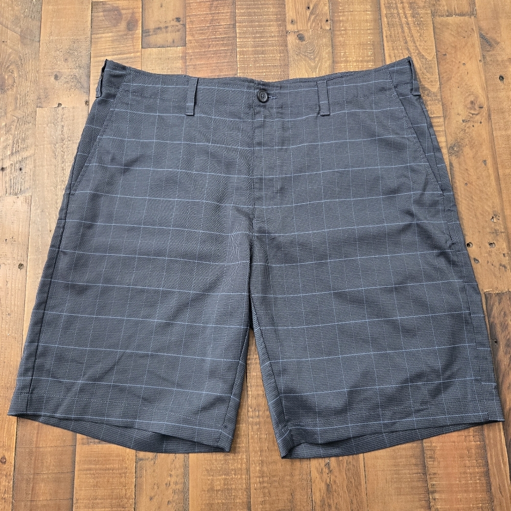 BCG Men's Performance Navy Shorts - Size 38W